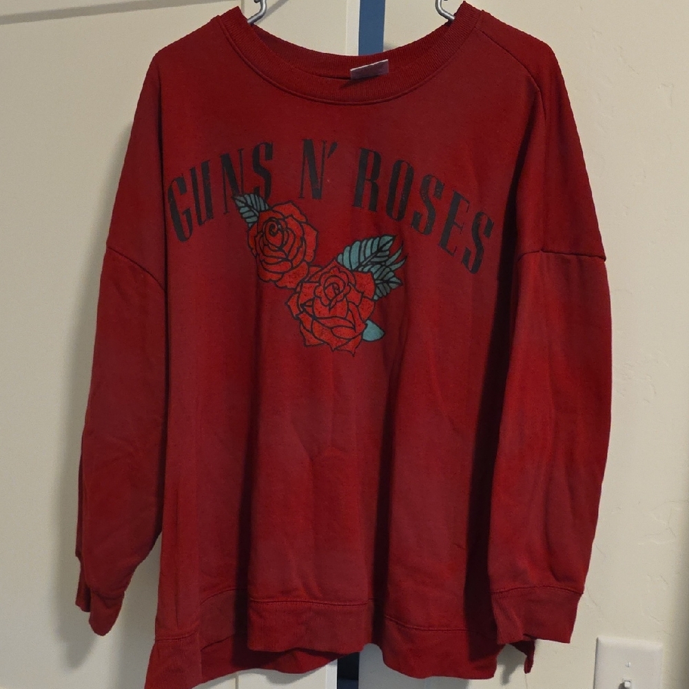 Guns N' Roses Red Graphic Sweatshirt